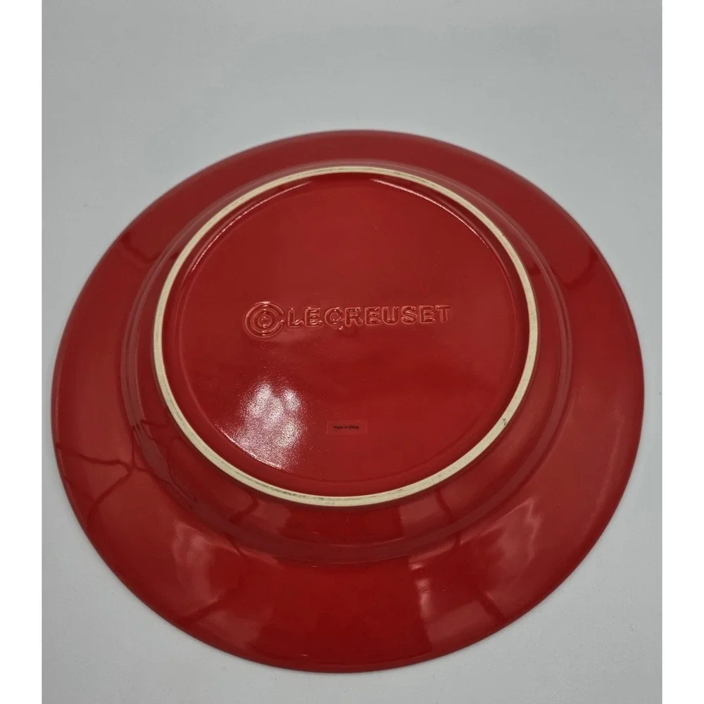 Le Creuset Solid Red Cerise Cherry Stoneware‎ Round Dinner Plate 12